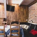 Dzika Roza Chalet *