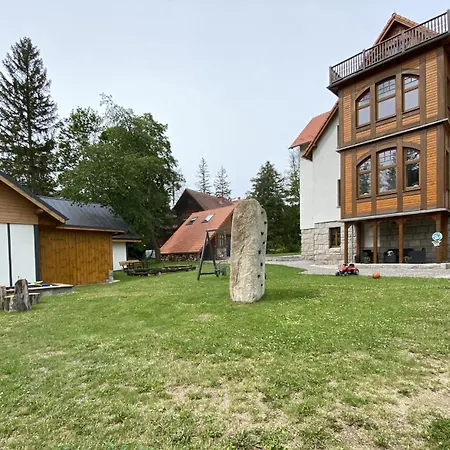 Dzika Roza שצ'קלארסקה פוראובה